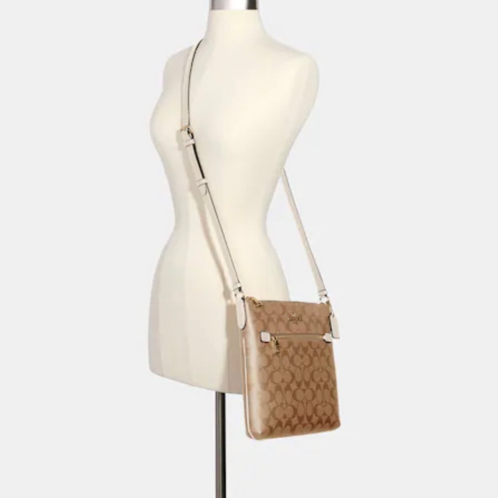 Rowan File Bag In Signature Canvas - Picture 4 of 7